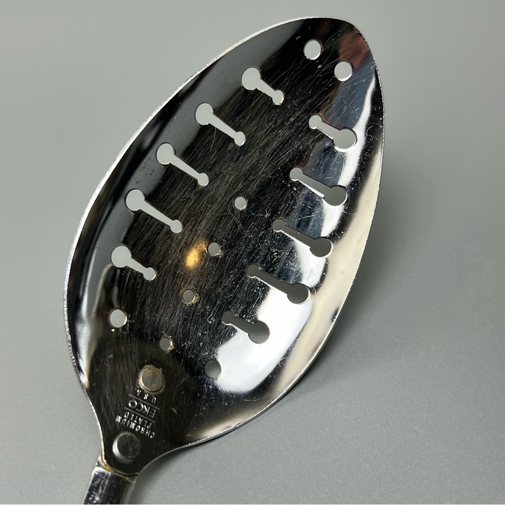 VTG EKCO Chromium Plated Stainless Spotted Spoon With White Handle MCM - Picture 12 of 13